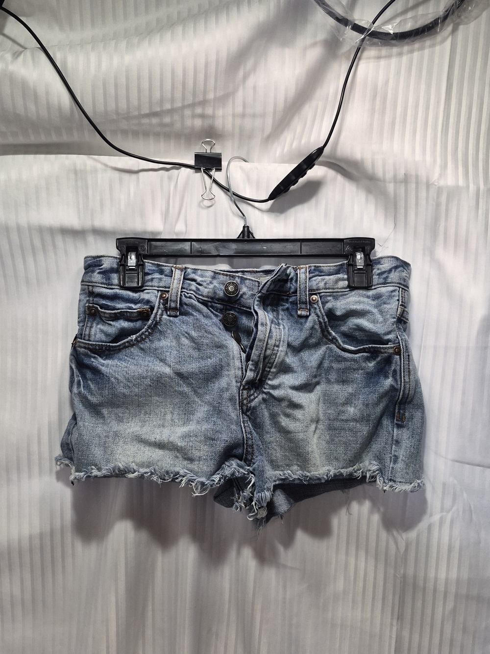 Free People Size 26 Light Blue Washed Denim Cutoff Shorts